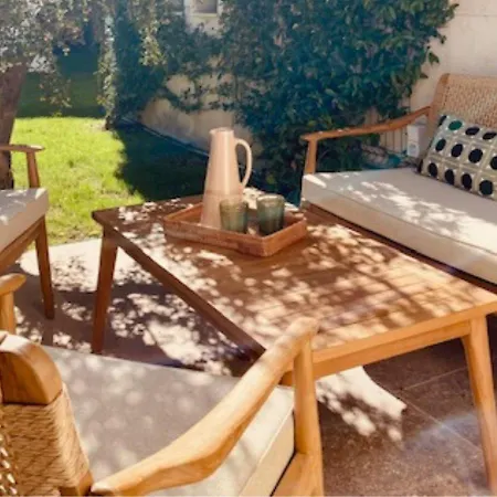 Gorgeous Village With Heated Pool, Ideally Located